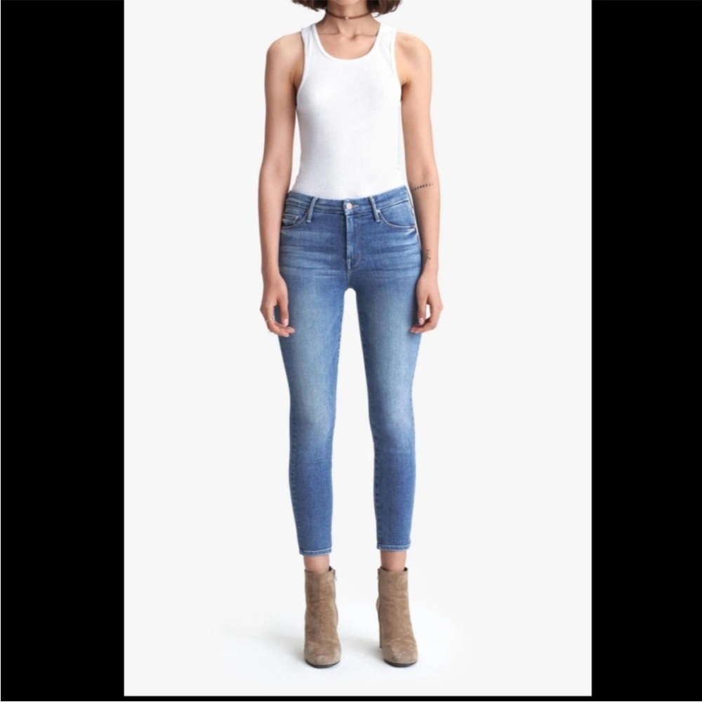Mother  Jeans size 27  The looker Crop